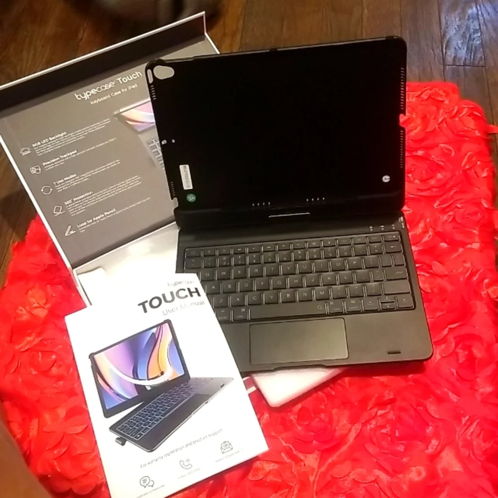 Touch wireless keyboard case
